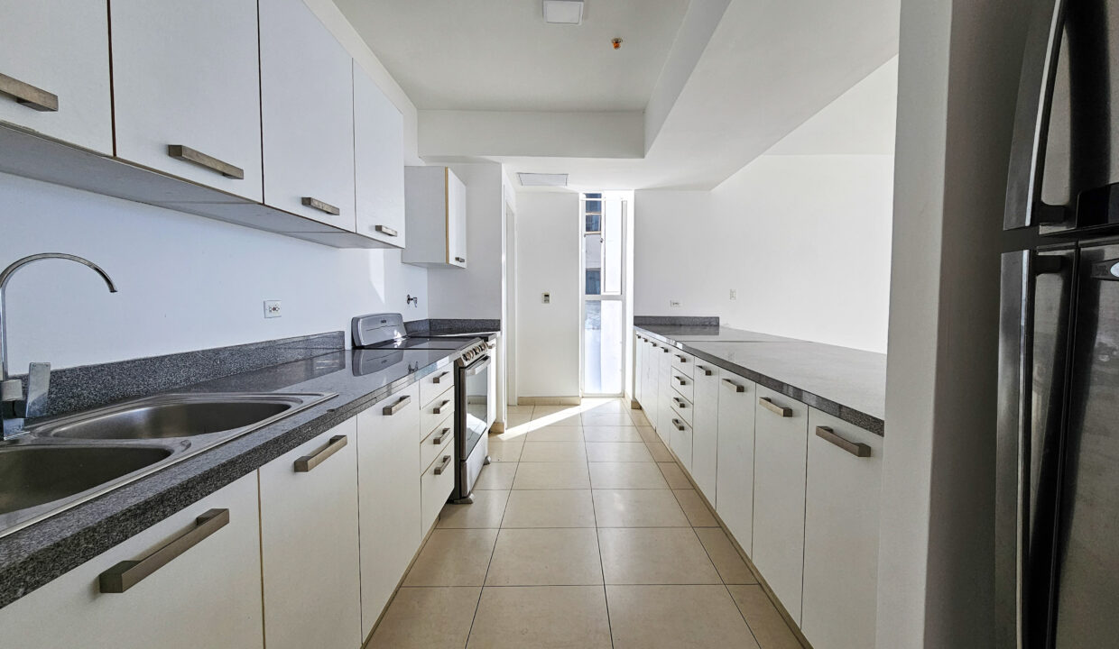 3-HOR - Cocina de frente