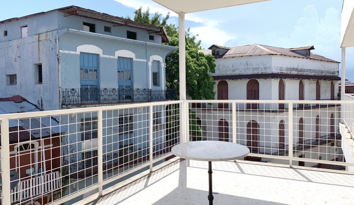 mod 4 balcón