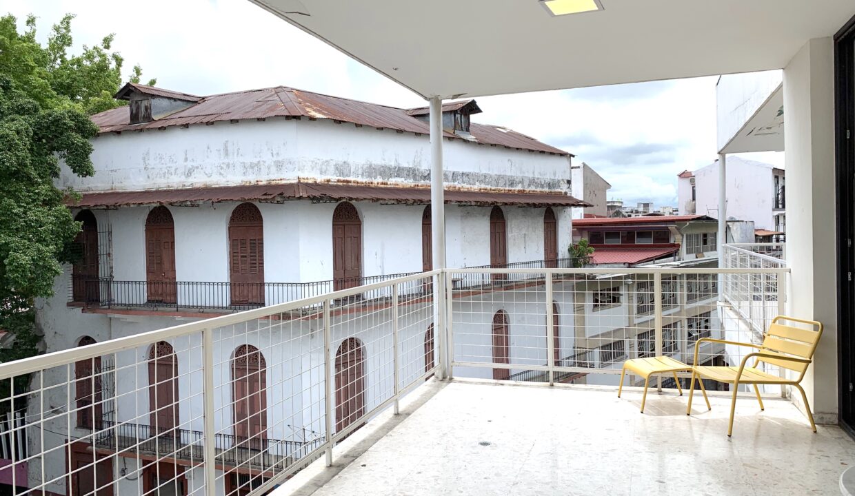 mod 5 balcón